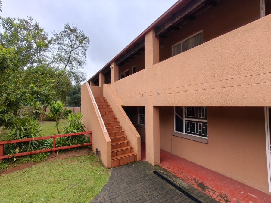 2 Bedroom Property for Sale in Safari Gardens North West